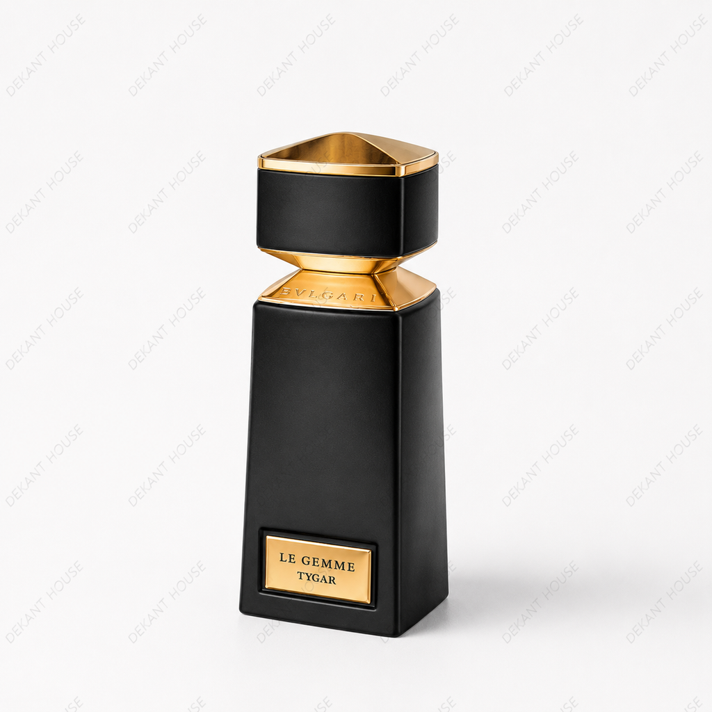 Bvlgari Tygar EDP parfüm şişesi 45 derece açılı görünüm