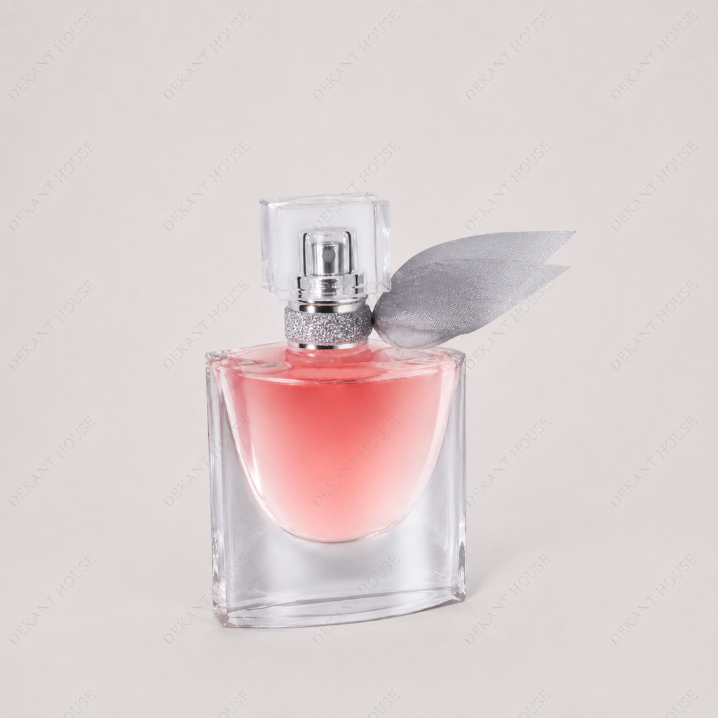 Lancôme La Vie Est Belle EDP parfüm şişesi 45 derece açılı görünüm