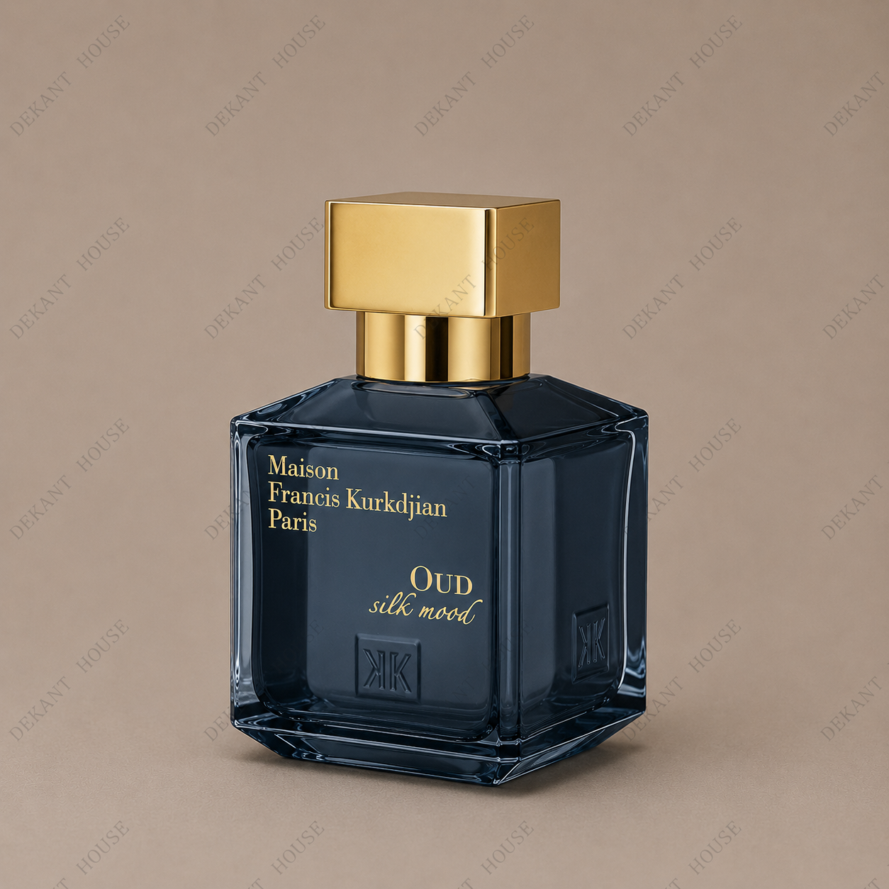 Maison Francis Kurkdjian Oud Silk Mood EDP parfüm şişesi 45 derece açılı görünüm