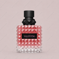 Valentino Born In Roma Donna EDP parfüm şişesi ön görünüm