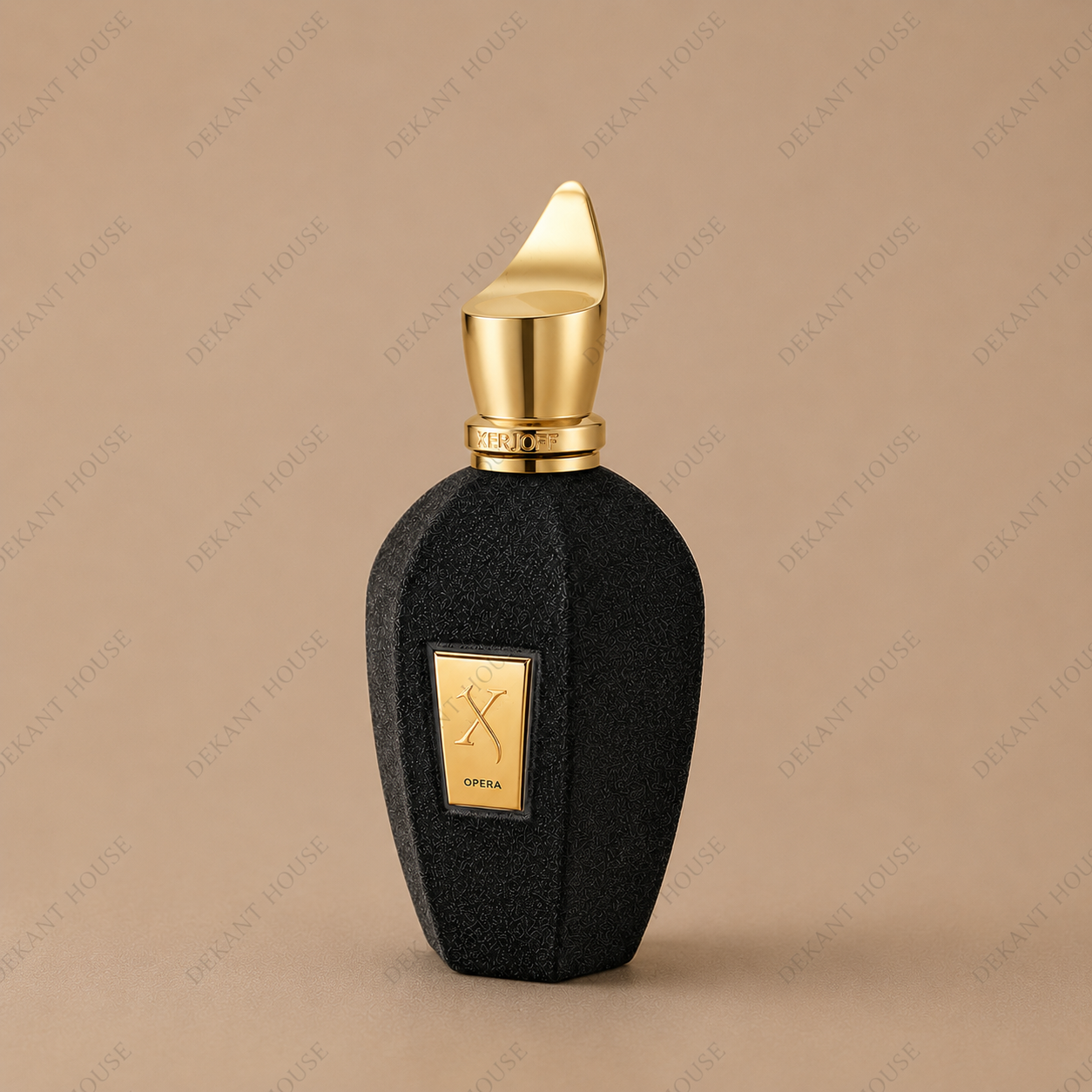Xerjoff Opera Parfum parfüm şişesi 45 derece açılı görünüm